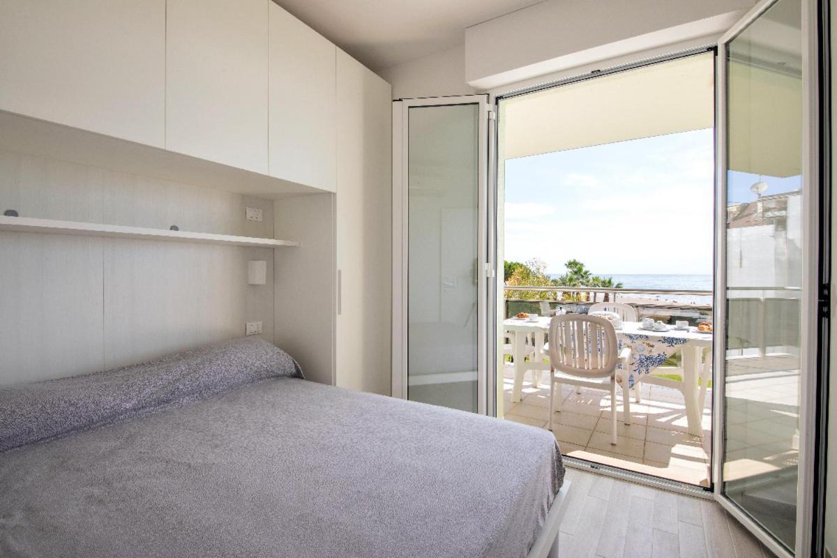 Residence Brezza Di Mare San Benedetto del Tronto Exterior photo