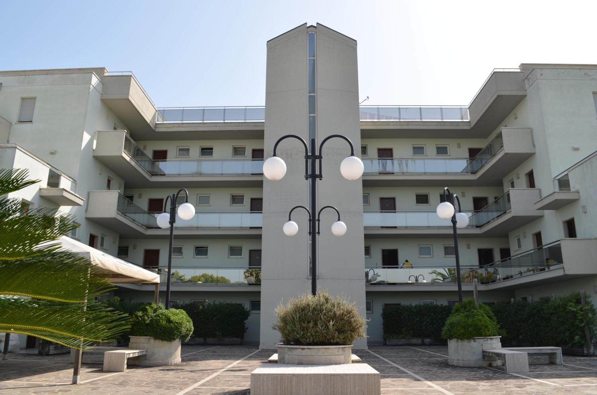 Residence Brezza Di Mare San Benedetto del Tronto Exterior photo